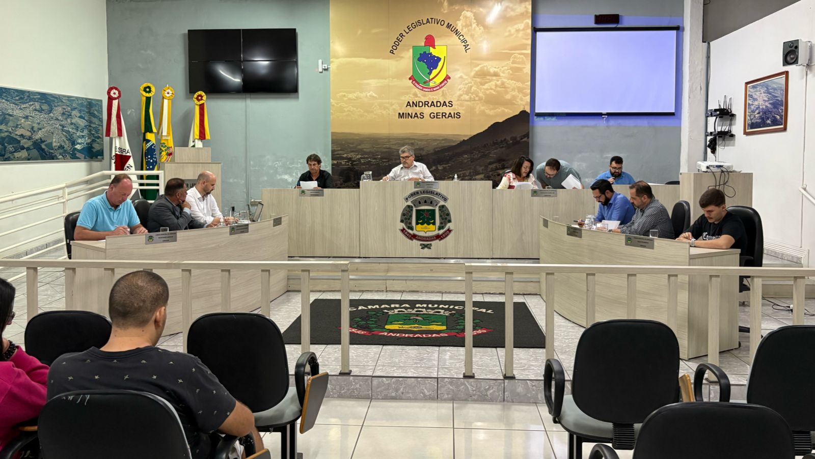 Câmara de Andradas aprova projeto para ampliar transparência em imóveis locados pela administração