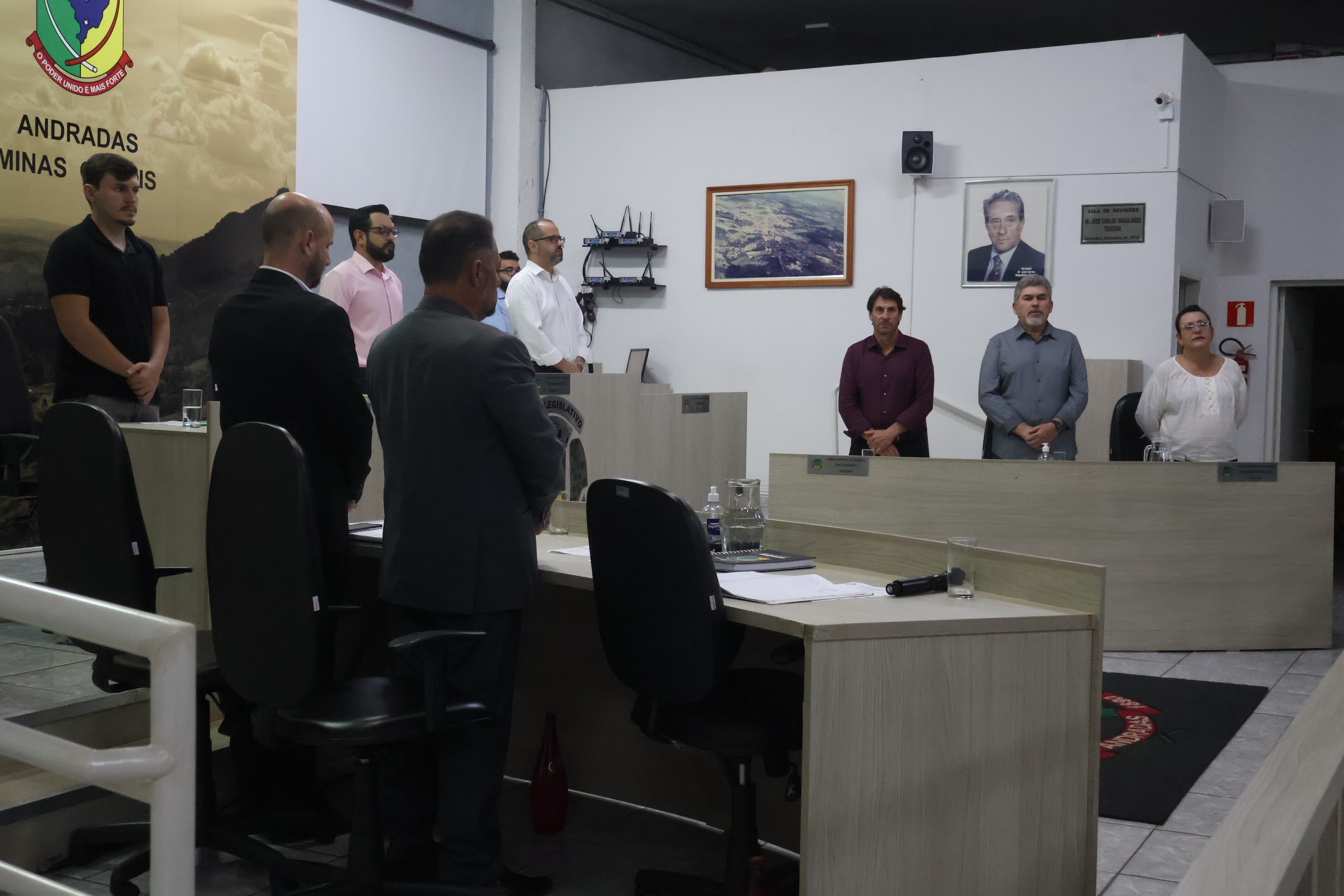 CÂMARA DE ANDRADAS APROVA RECURSOS PARA A SAÚDE E REAJUSTES SALARIAIS EM SESSÕES EXTRAORDINÁRIAS