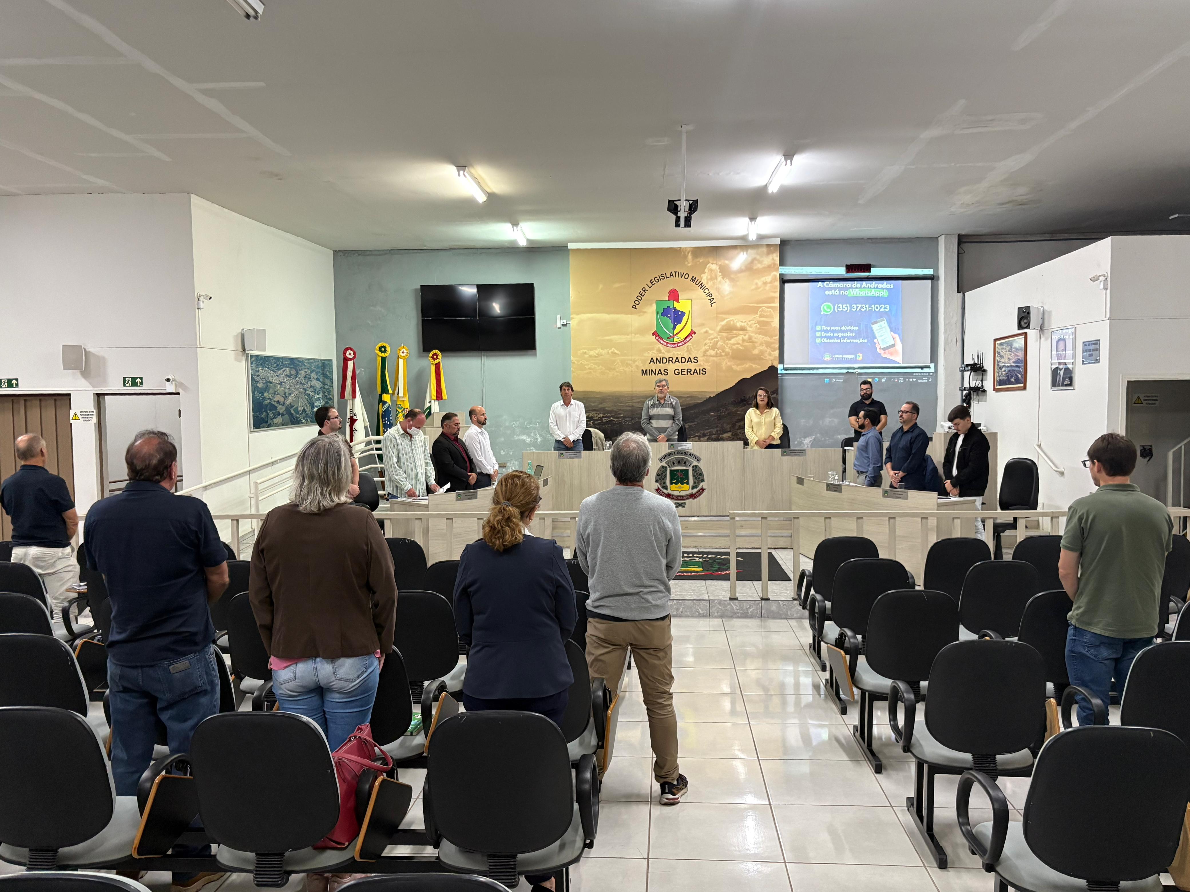 Câmara Municipal de Andradas apresenta e vota projetos na 8ª Sessão Ordinária de 2025