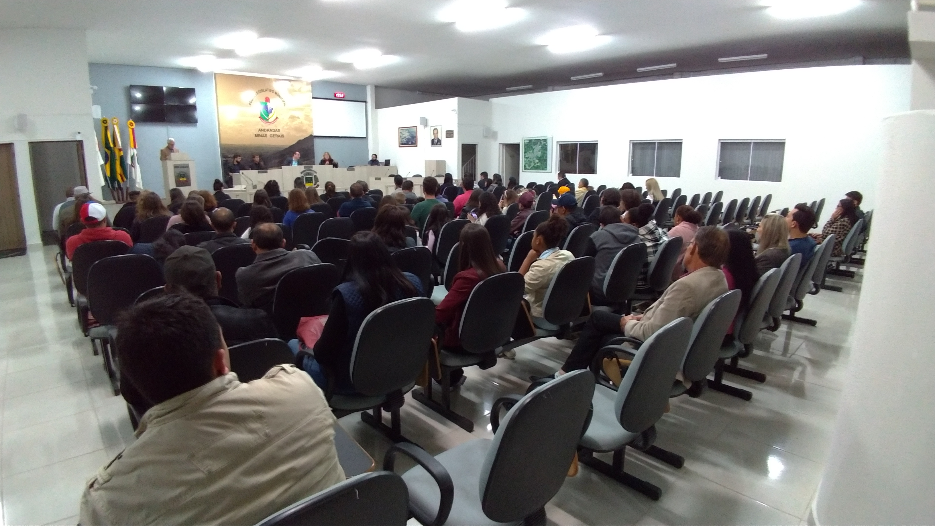 Público presente 1.jpg