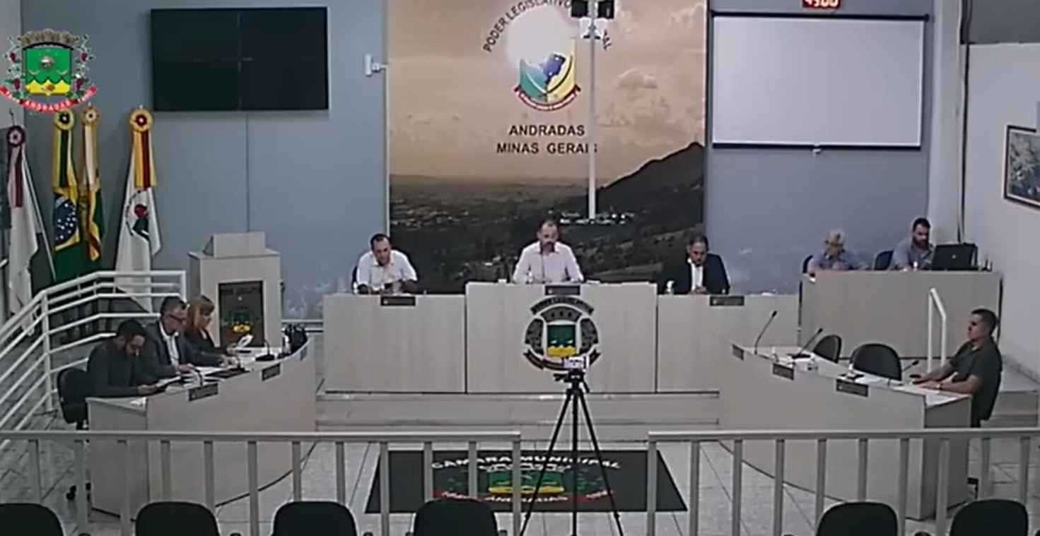 Adiada votação do Orçamento de 2023