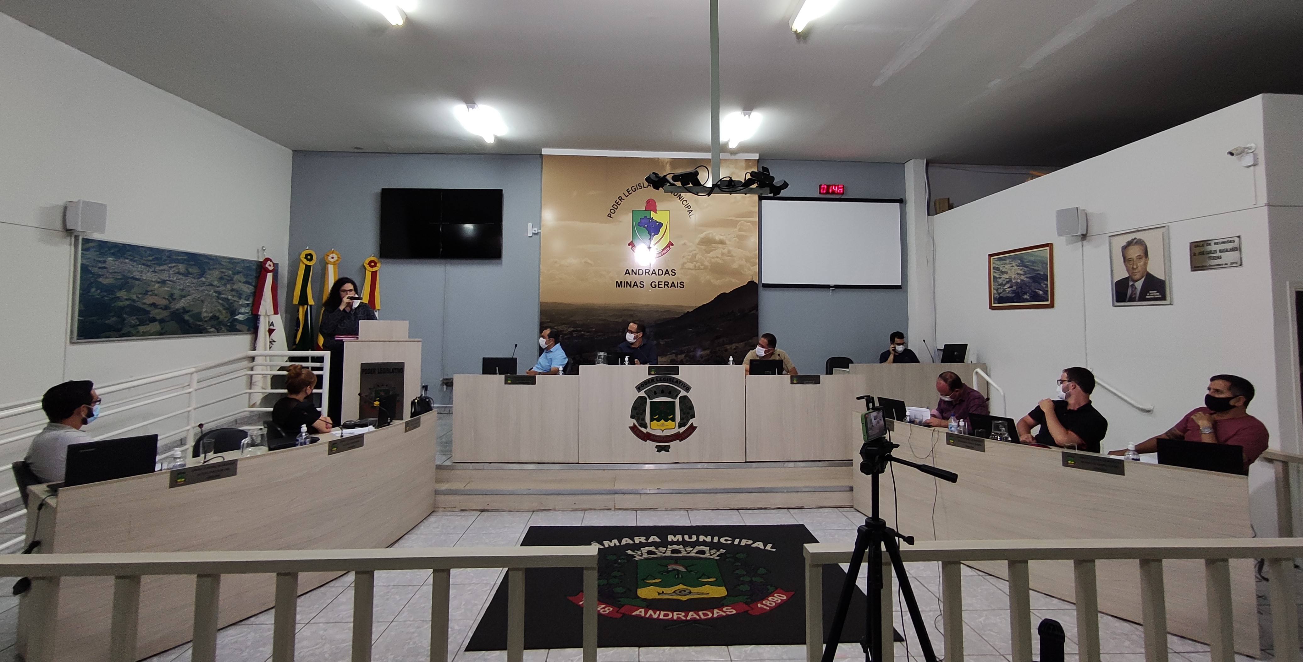 Professoras se manifestam sobre piso salarial da categoria em Andradas durante sessão da Câmara Municipal